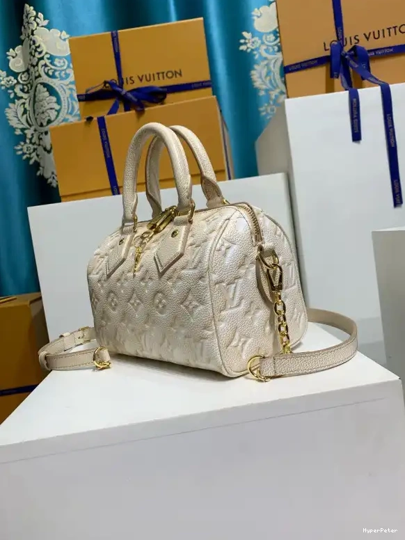 20 LOUIS VUITTON SPEEDY BANDOULIÈRE 0617